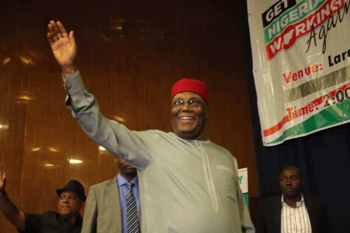 Sanayya-mai-rana: Ku sadu da Atiku Abubakar, iyalan sa da kuma 'ya'yan sa Sanayya-mai-rana: Ku sadu da Atiku Abubakar, iyalan sa da kuma 'ya'yan sa