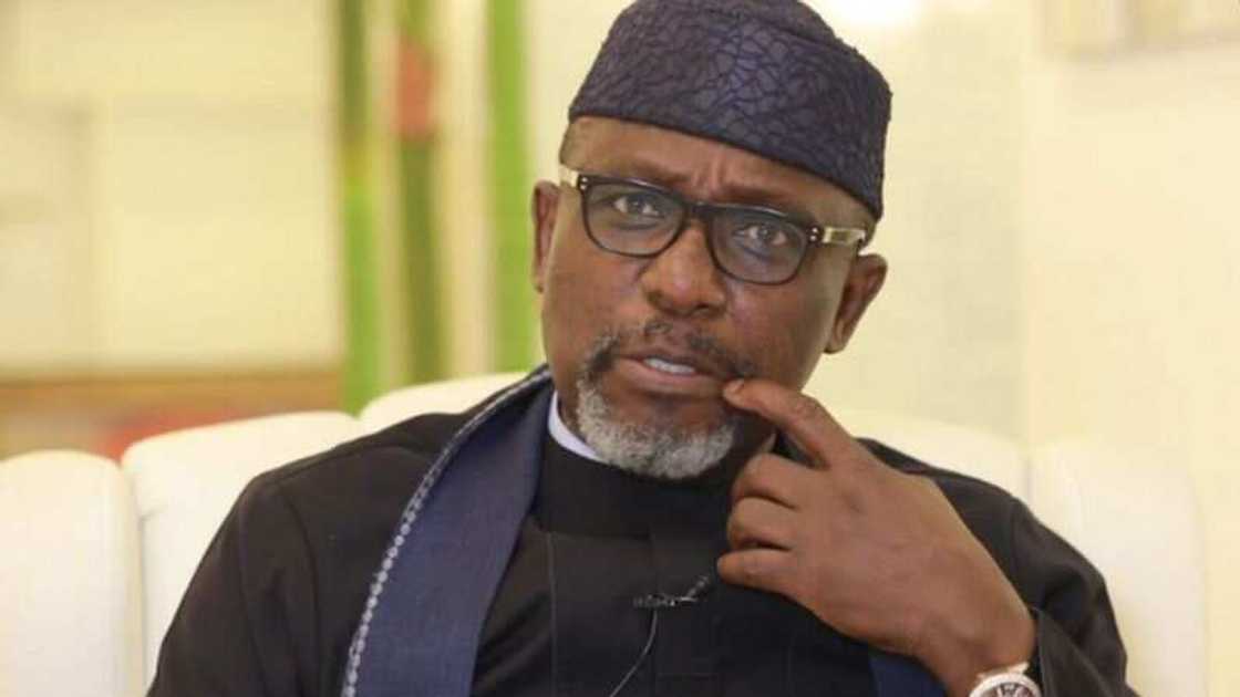 Ba boye-boye: Mu ‘yan siyasa ne muka jefa kasar a cikin matsala – Rochas Okorocha Ba boye-boye: Mu ‘yan siyasa ne muka jefa kasar a cikin matsala – Rochas Okorocha