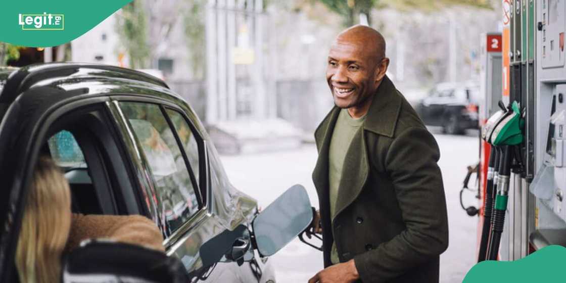 Petrol sells for new price in Nigeria Petrol sells for new price in Nigeria