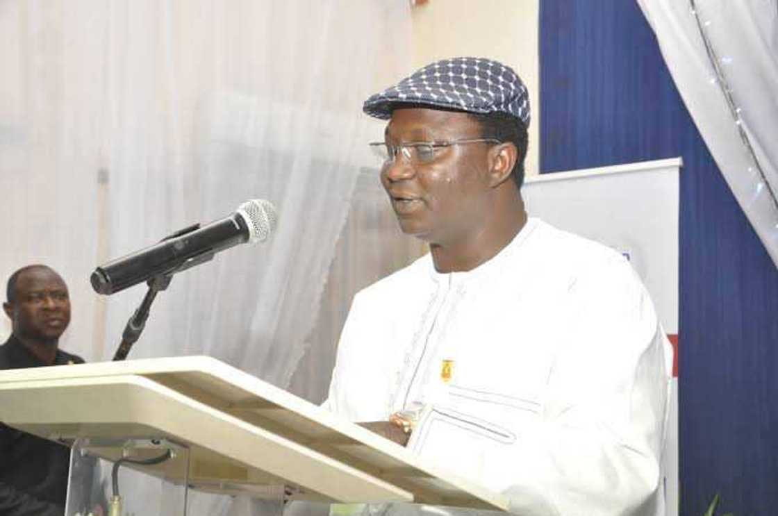 Kungiyar Ƙwadugo Ta Gargaɗi Gwamnatin Tarayya Karta Kuskura Ta Zabtarewa Ma’aikata Albashi Kungiyar Ƙwadugo Ta Gargaɗi Gwamnatin Tarayya Karta Kuskura Ta Zabtarewa Ma’aikata Albashi