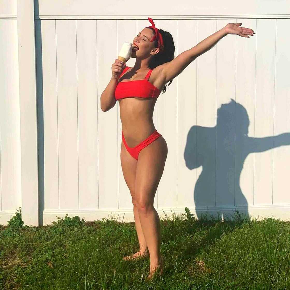 Lizzy Wurst height Lizzy Wurst height