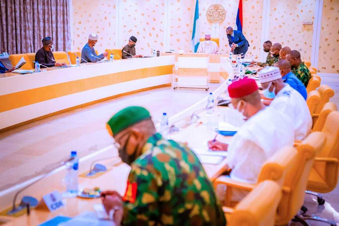 Taron tsaro a fadar shugaban ƙasa Taron tsaro a fadar shugaban ƙasa