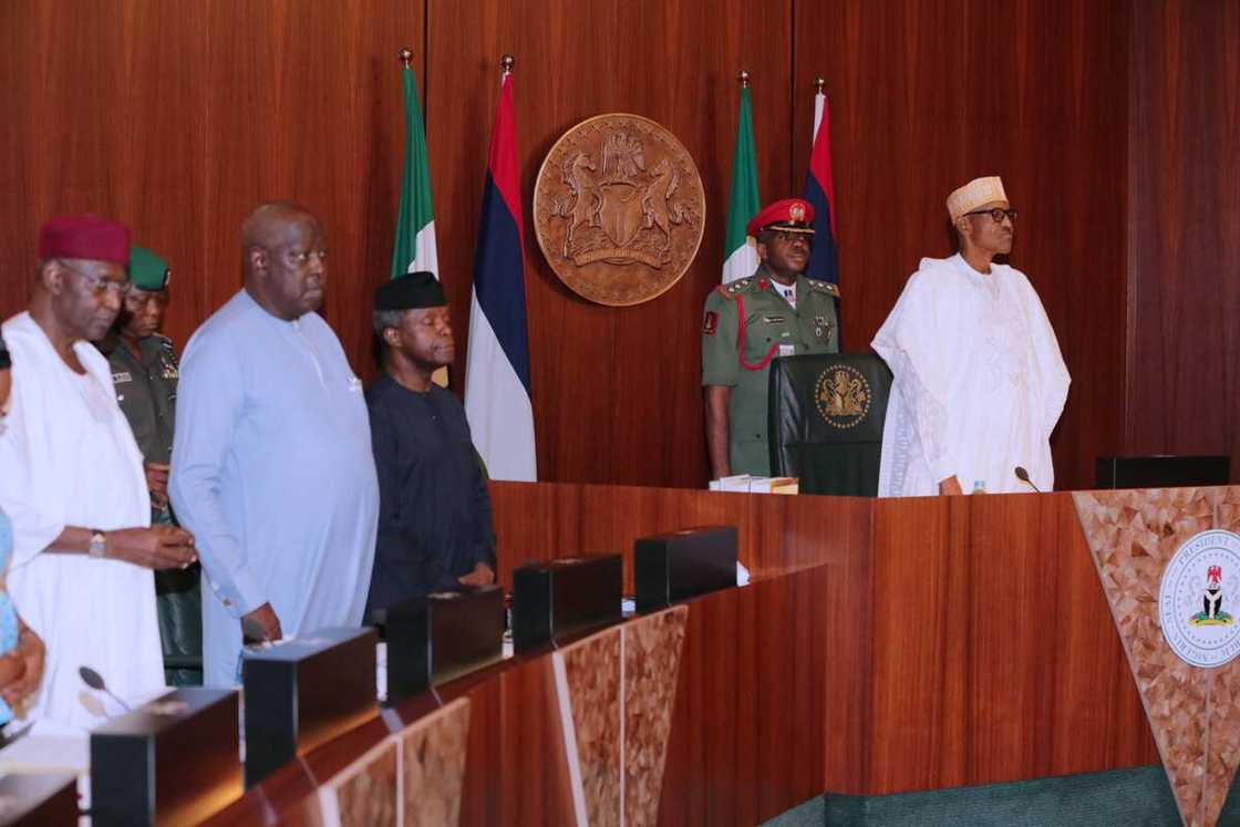 Tsohon Sakataren Gwamnatin Tarayya Tsohon Sakataren Gwamnatin Tarayya