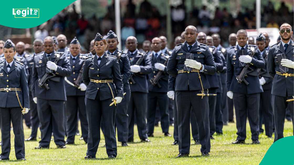 Kasashen da ba su da sojoji Kasashen da ba su da sojoji