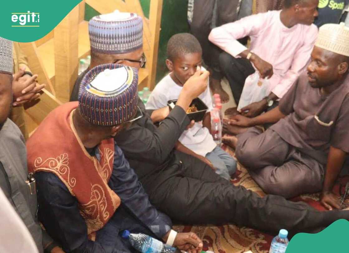 Dalilin da yasa Peter Obi ya yi buda baki da Musulmai Dalilin da yasa Peter Obi ya yi buda baki da Musulmai