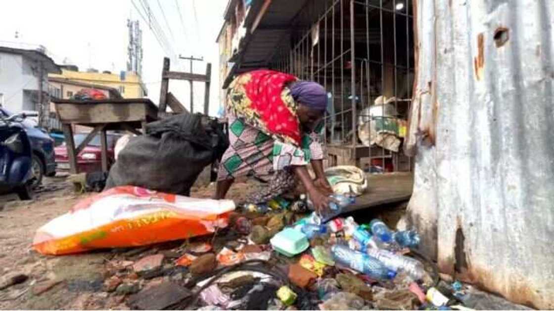 Amdalat/Widow/Trash business/waste business/poverty/Lagos Amdalat/Widow/Trash business/waste business/poverty/Lagos