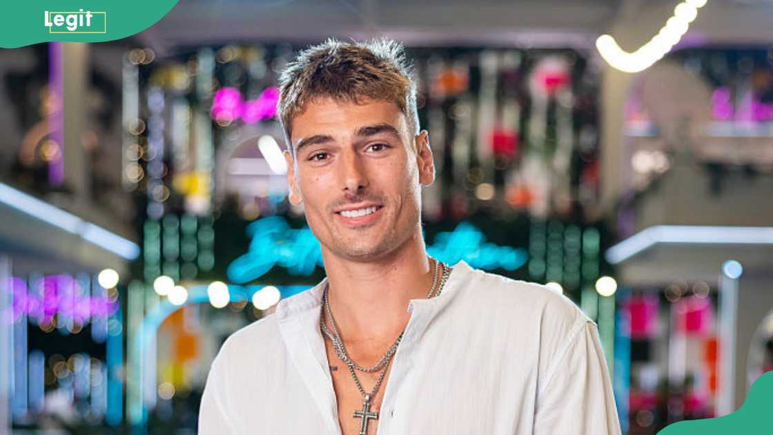 Austin Shepard at the villa