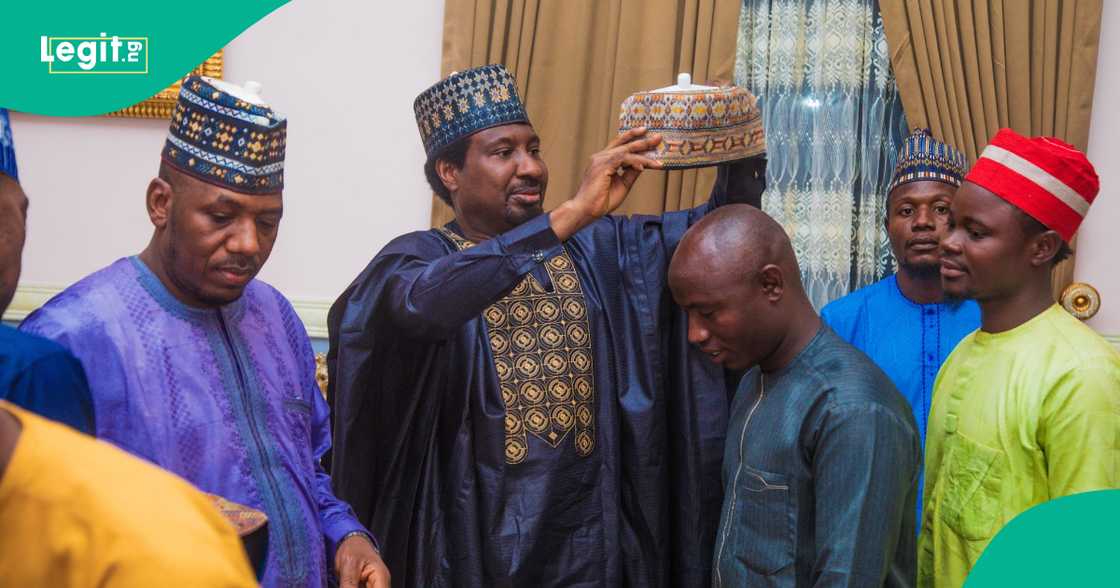 Sanata Barau Jibrin. Sanata Barau Jibrin.