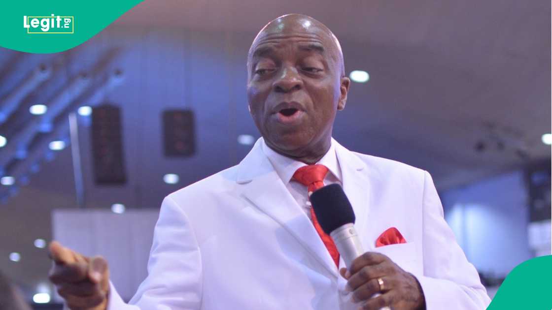 Bishop David Oyedepo speaks about testimony of Owoeye Daniella Jesudunsin at Winners Chapel churhc after she scored highest in 2026 JAMB Bishop David Oyedepo speaks about testimony of Owoeye Daniella Jesudunsin at Winners Chapel churhc after she scored highest in 2026 JAMB
