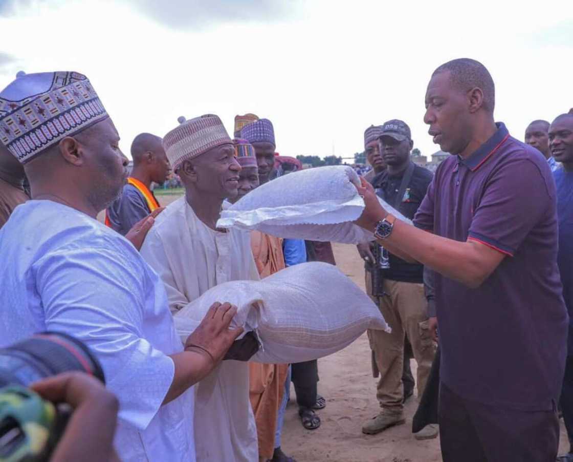 Gwamna Zulum ya kaddamar da sabon rabon tallafi