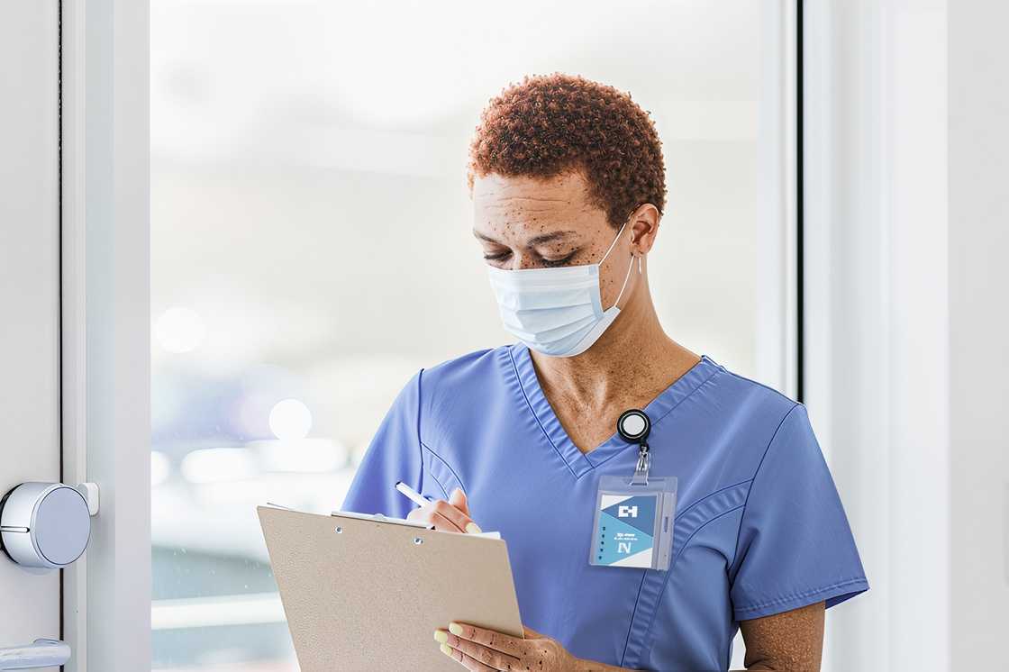 The nurse documents the notes The nurse documents the notes