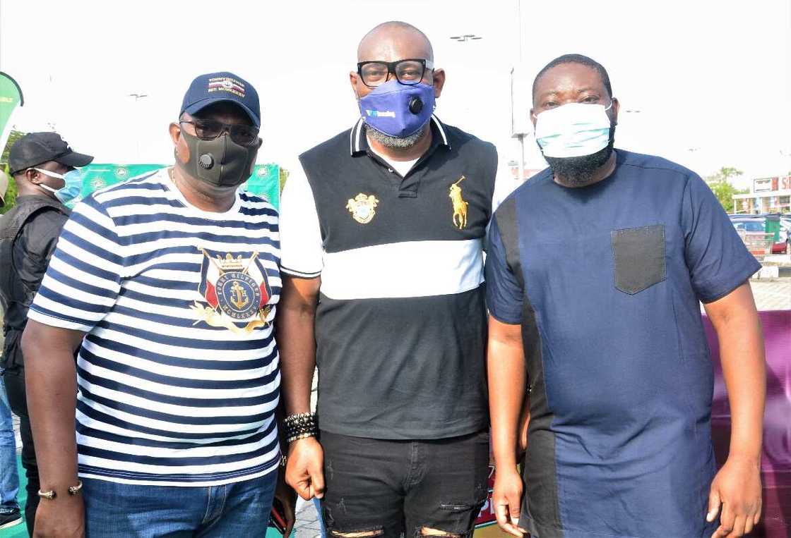 Trophy Celebrates Leading Beer Brand Position with Unveiling of Tallest Beer Bottle Trophy Celebrates Leading Beer Brand Position with Unveiling of Tallest Beer Bottle