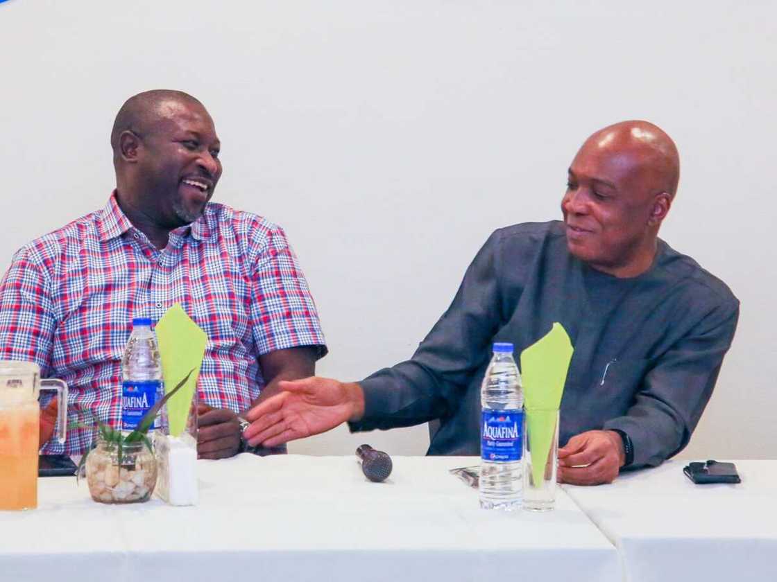Tunde Ashaolu and Saraki Tunde Ashaolu and Saraki