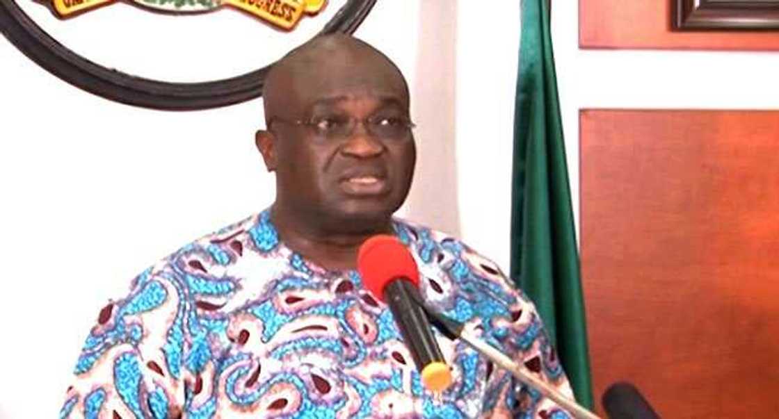 Former Abia Governor Okezie Ikpeazu was not sentenced to death. Former Abia Governor Okezie Ikpeazu was not sentenced to death.