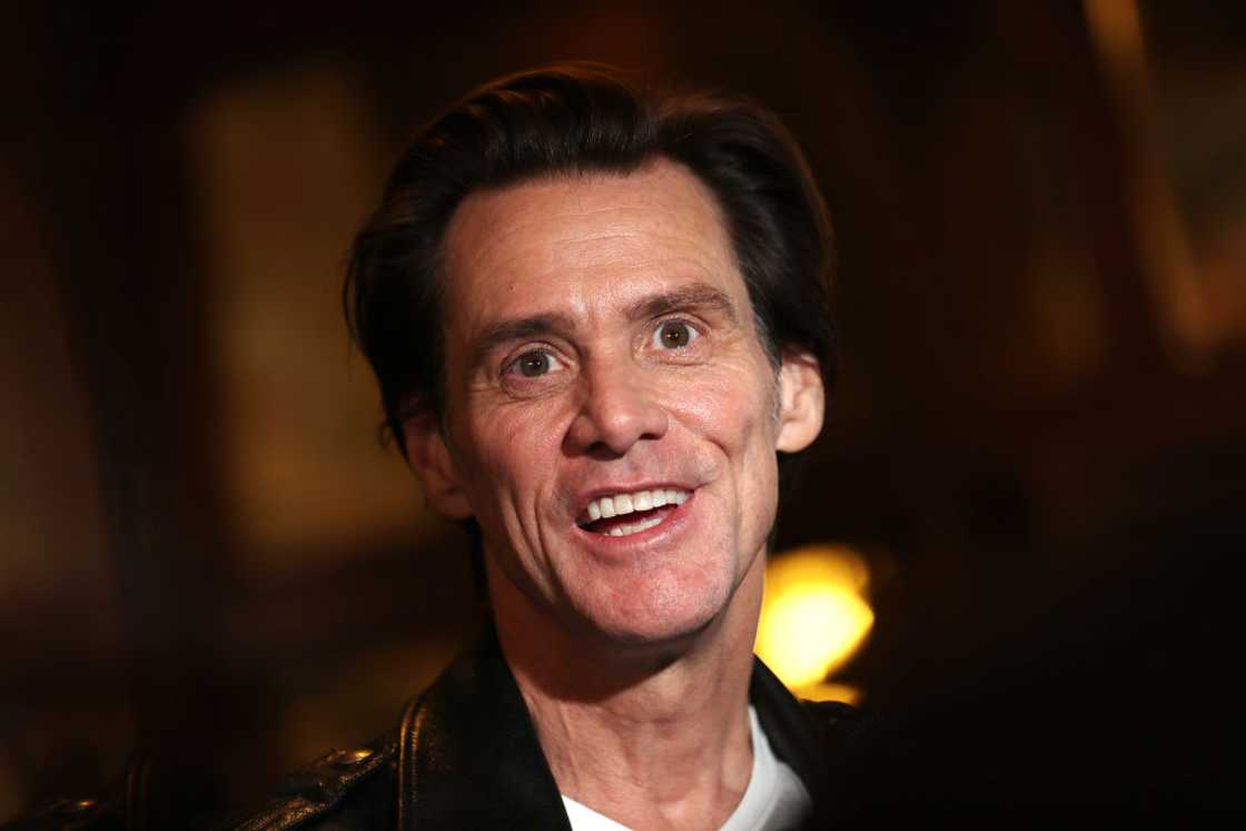Jim Carrey speaks to the media at the premiere of "Jim & Andy: The Great Beyond"