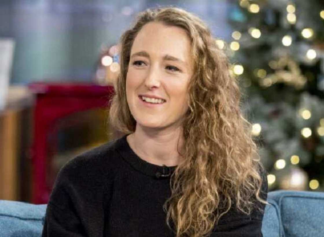 Iko sai Allah: Ku sadu da wata kyakkyawar mata da ke soyayya da fatalwa Iko sai Allah: Ku sadu da wata kyakkyawar mata da ke soyayya da fatalwa