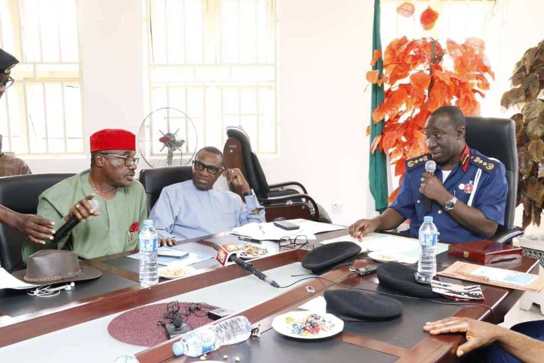 Shugaban NSCDC ya bukaci ayi bincike a kan kisan Ndubuisi Emenike Shugaban NSCDC ya bukaci ayi bincike a kan kisan Ndubuisi Emenike