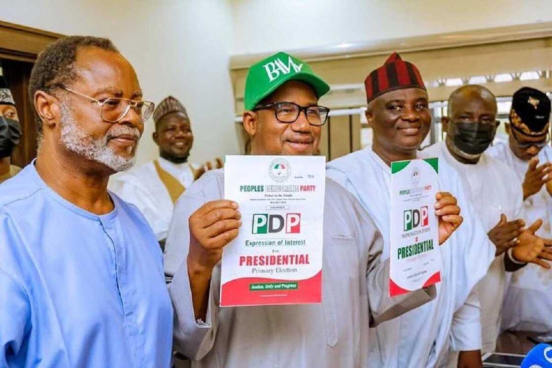 2023: An Siya Wa Bala Mohammed, Gwamnan Bauchi Fom Din Takarar Shugaban Kasa a PDP 2023: An Siya Wa Bala Mohammed, Gwamnan Bauchi Fom Din Takarar Shugaban Kasa a PDP