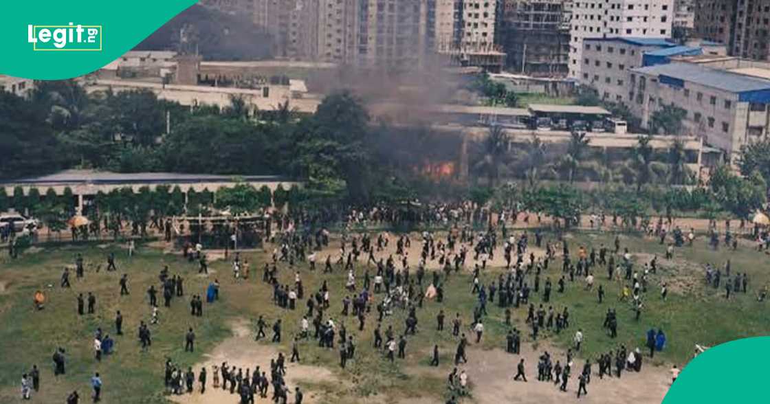 Jirgi ya faɗa makaranta a Dhaka.