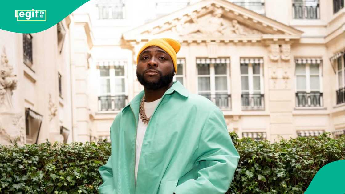 Davido slams Adegboyega Oyetola over over tweet about APC rally