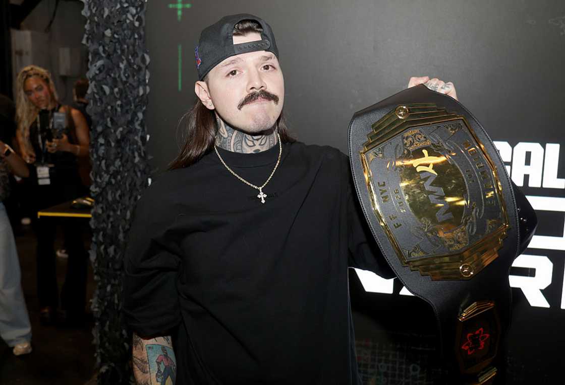 WWE Superstar Dominik Mysterio defeats WWE Superstar Jimmy Uso WWE Superstar Dominik Mysterio defeats WWE Superstar Jimmy Uso