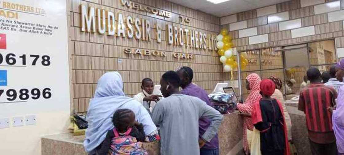 Sabon kantin Mudassir & Brothers
Hakkin mallakar hoto; Daily Nigerian Sabon kantin Mudassir & Brothers
Hakkin mallakar hoto; Daily Nigerian