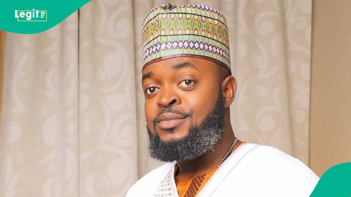 Yomi Gold calls on customers to buy his goats Yomi Gold calls on customers to buy his goats