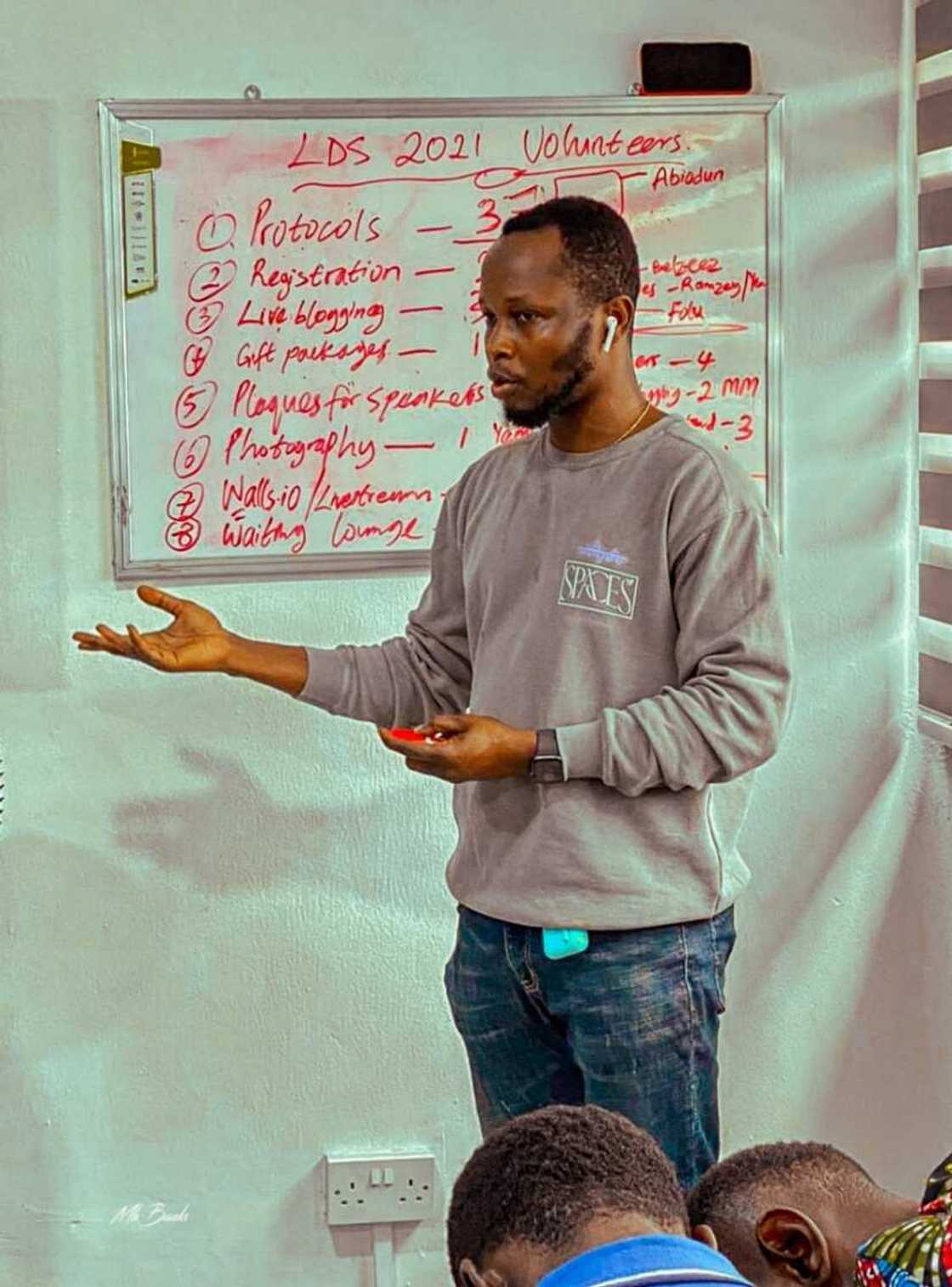 Popular Nigerian Digital Technologist, Adetona Adewale Akeem, bags Tech Nation Global Talent Visa Popular Nigerian Digital Technologist, Adetona Adewale Akeem, bags Tech Nation Global Talent Visa