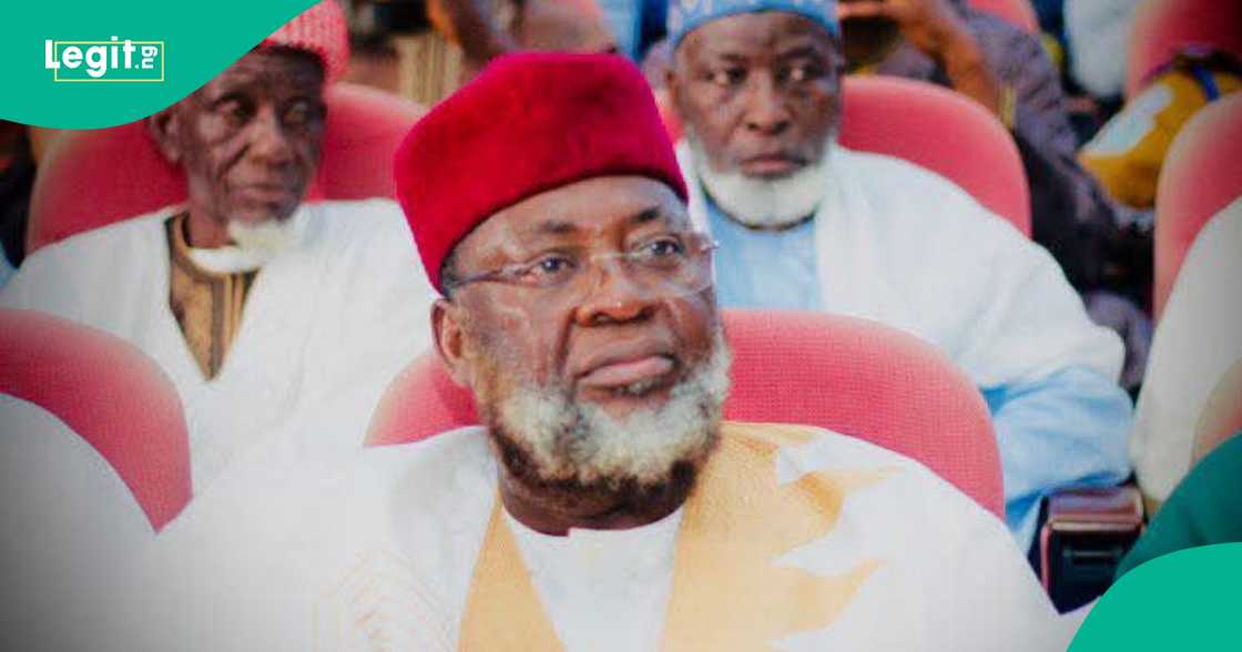 Shugaban Izala na kasa, Sheikh Abdullahi Bala Lau. Shugaban Izala na kasa, Sheikh Abdullahi Bala Lau.