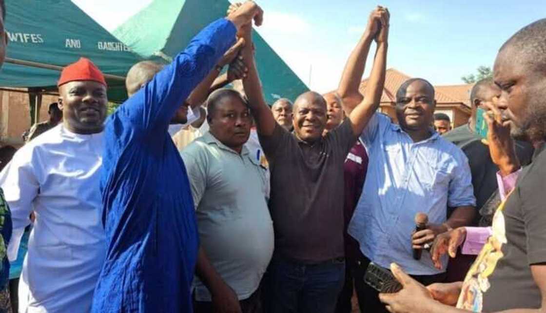 Masu sauya sheka a jihar Kogi. Masu sauya sheka a jihar Kogi.