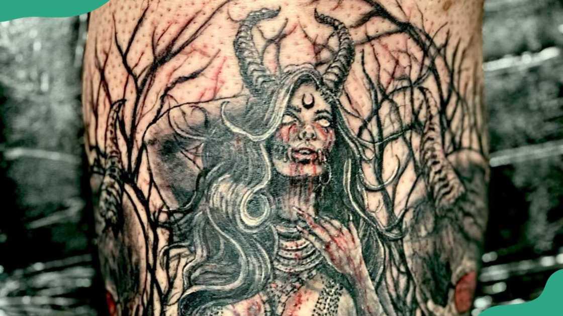 Demon succubus Demon succubus