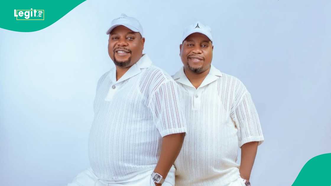 Gospel singer Taiwo Adegbodu laid to rest amid tearsl and wailing Gospel singer Taiwo Adegbodu laid to rest amid tearsl and wailing