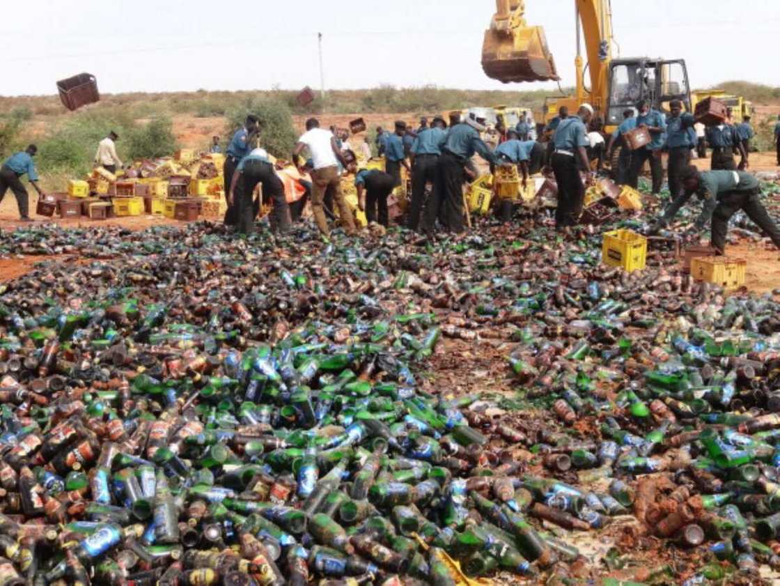 Hisbah destroys bottles of beer in Kano Hisbah destroys bottles of beer in Kano