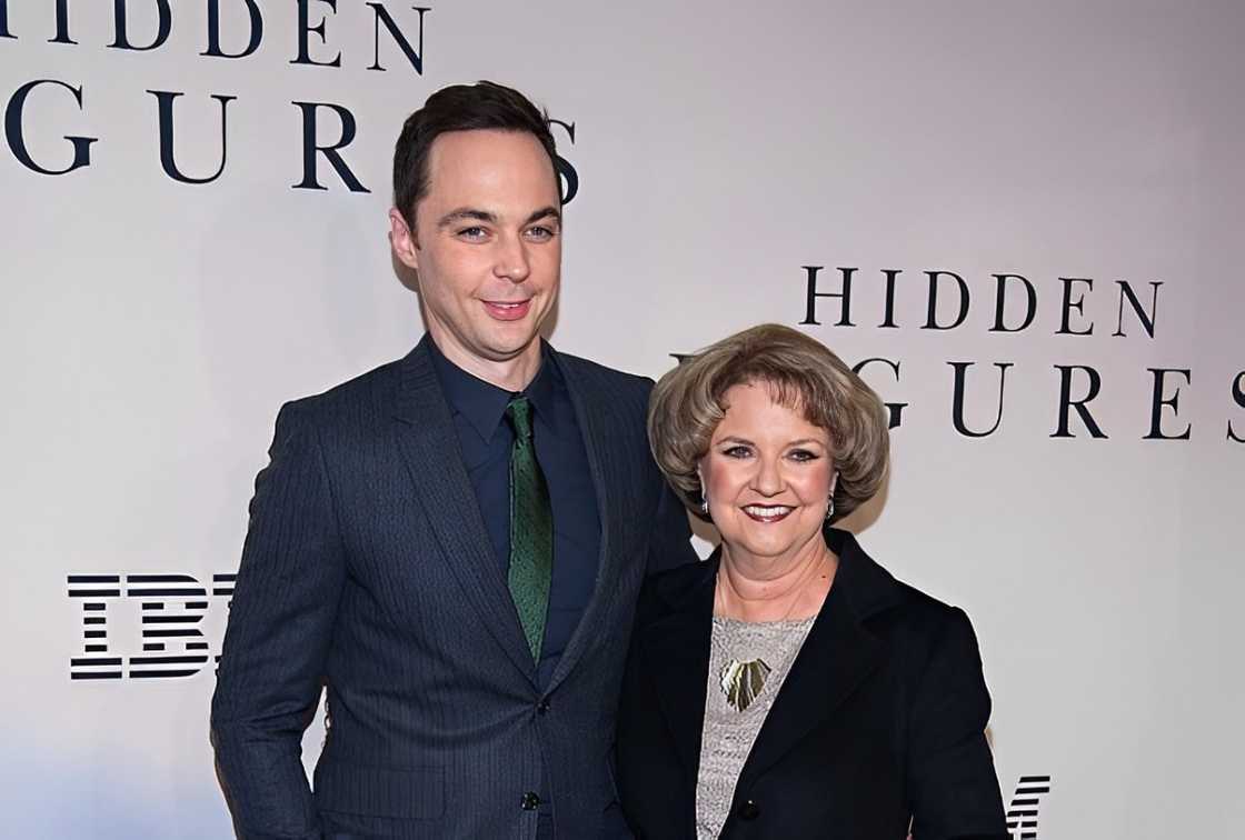 Jim Parsons and Judy Parsons pose for a photo at the screening of "Hidden Figures"