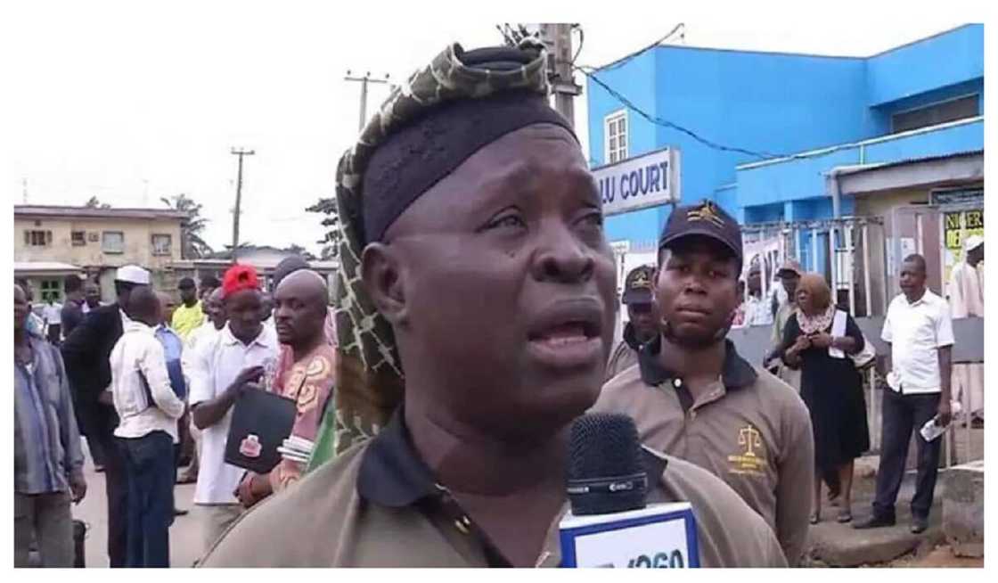 Farfesa Ishaq Akintola. Farfesa Ishaq Akintola.