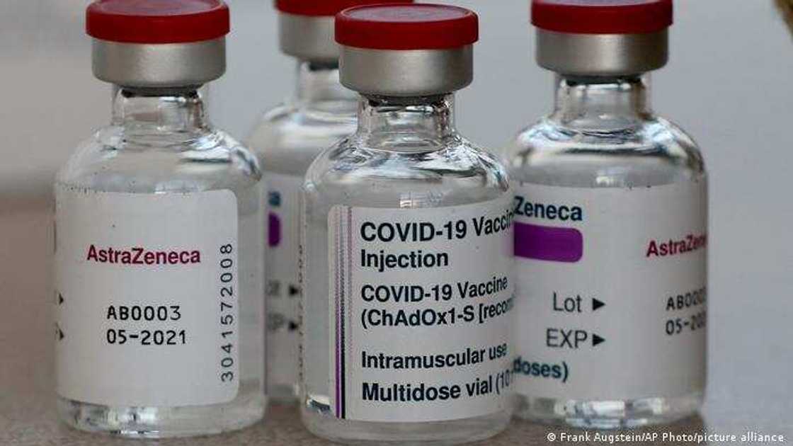 Wasu mutum 7 sun sheka lahira bayan yi allurar rigakafin Korona a Burtaniya Wasu mutum 7 sun sheka lahira bayan yi allurar rigakafin Korona a Burtaniya