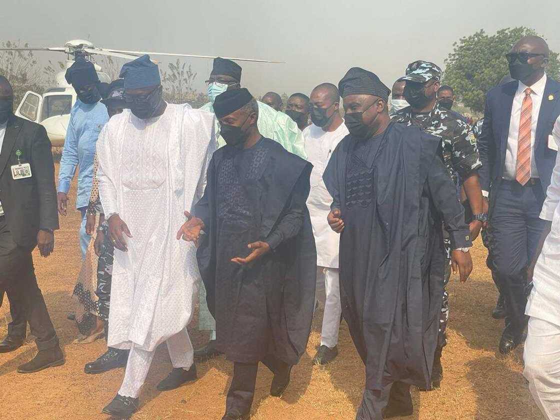 Osinbajo attends Soun family's thanksgiving Osinbajo attends Soun family's thanksgiving