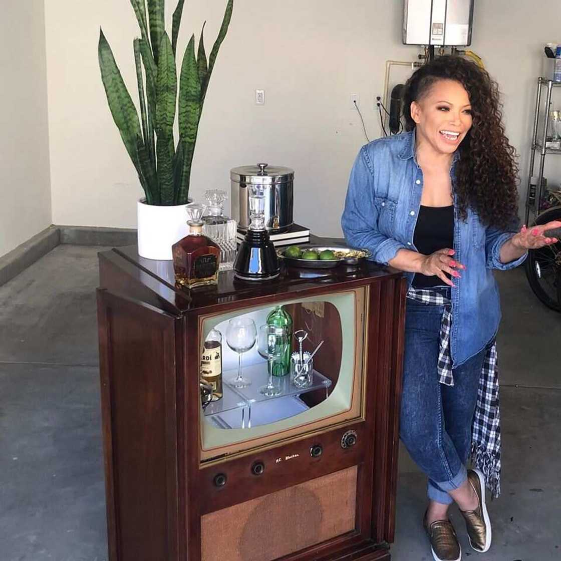 Tisha Michelle Campbell-Martin Tisha Michelle Campbell-Martin