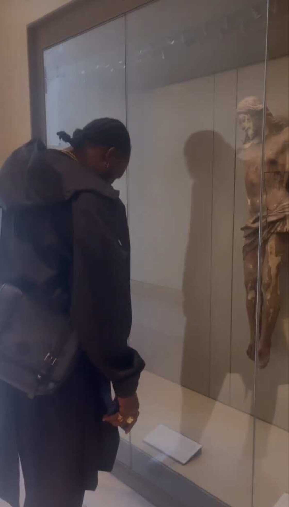 Photos from Adekunle Gold's visit to Louvre museum, compares palace with E-Money's house Photos from Adekunle Gold's visit to Louvre museum, compares palace with E-Money's house