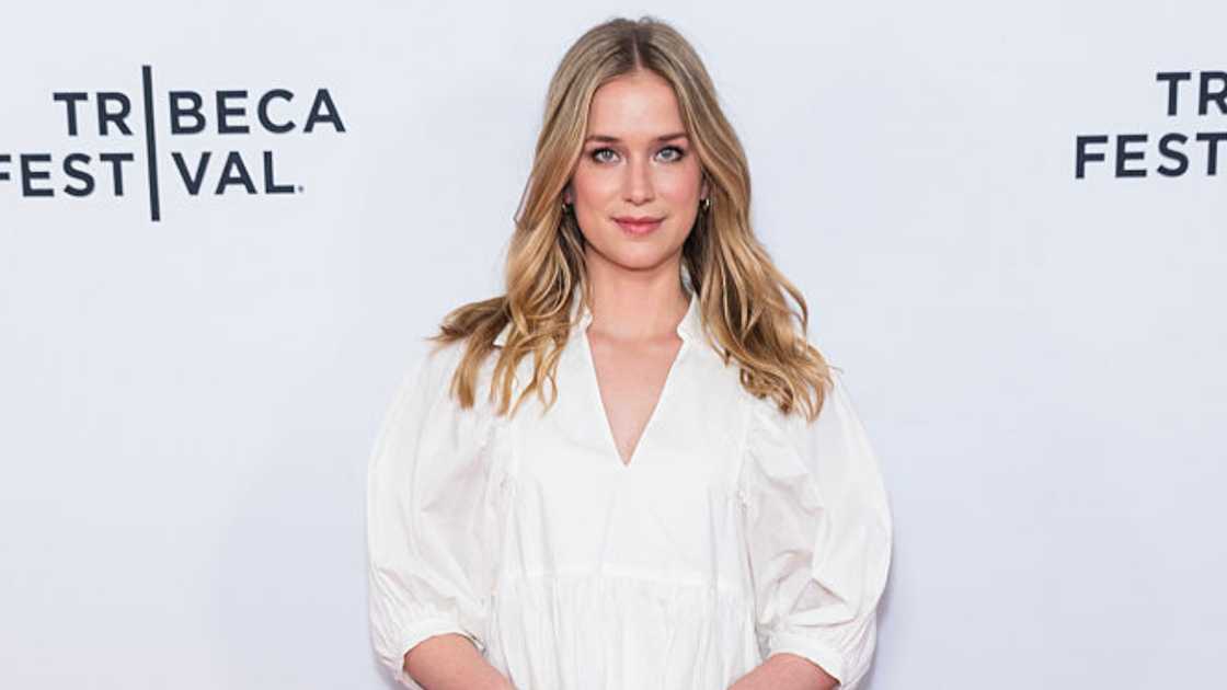 Elizabeth Lail in New York City. Elizabeth Lail in New York City.