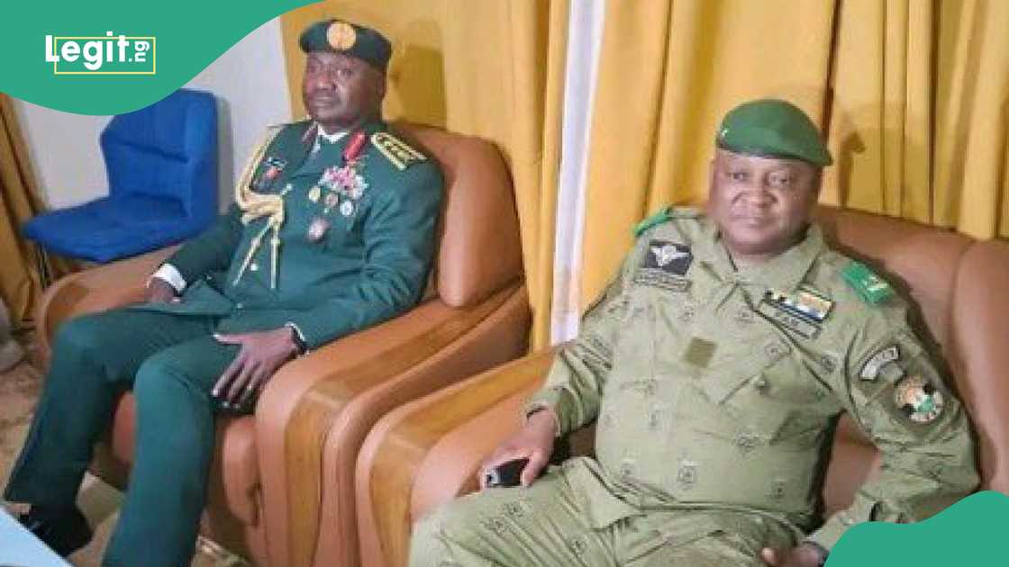 Nigeria's Chief of Defence Staff has visited Niger Republic