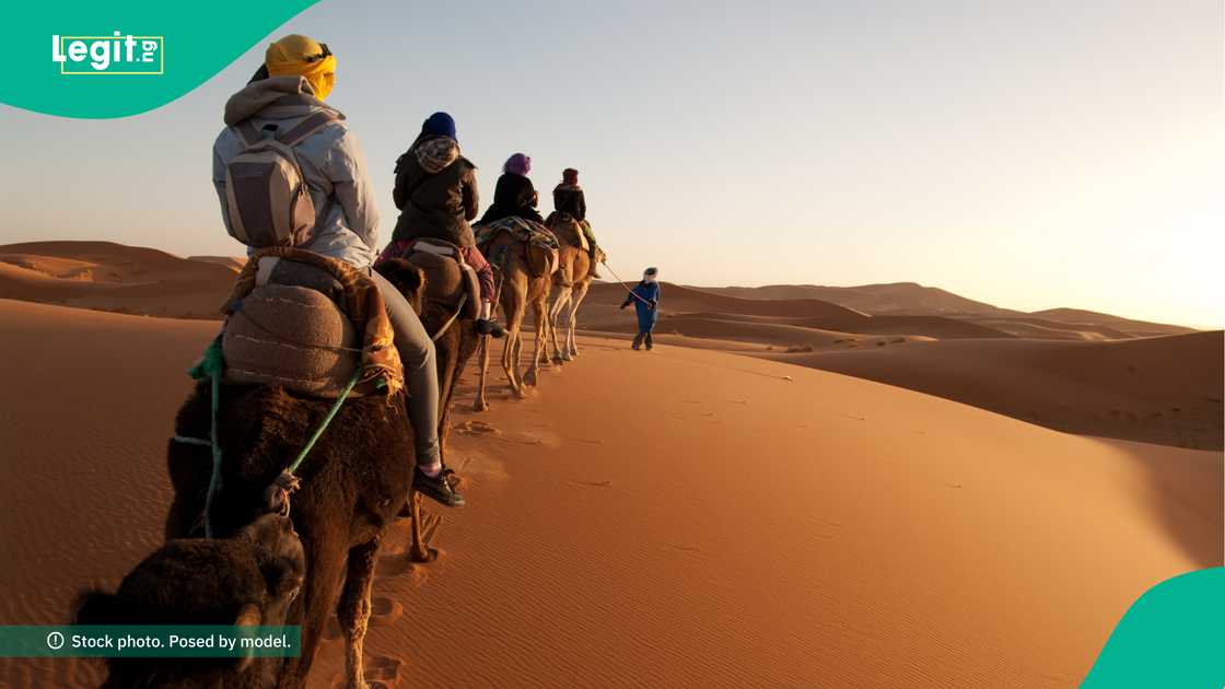 An dauke azumi ga matafiyi, amma zai rama bayan Ramadan ya kare. An dauke azumi ga matafiyi, amma zai rama bayan Ramadan ya kare.