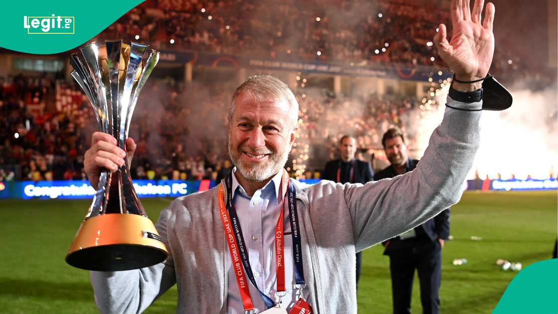 Roman Abramovich, Chelsea, Palmeiras Mohammed Bin Zayed Stadium, Abu Dhabi, UAE, FIFA Club World Cup. Roman Abramovich, Chelsea, Palmeiras Mohammed Bin Zayed Stadium, Abu Dhabi, UAE, FIFA Club World Cup.