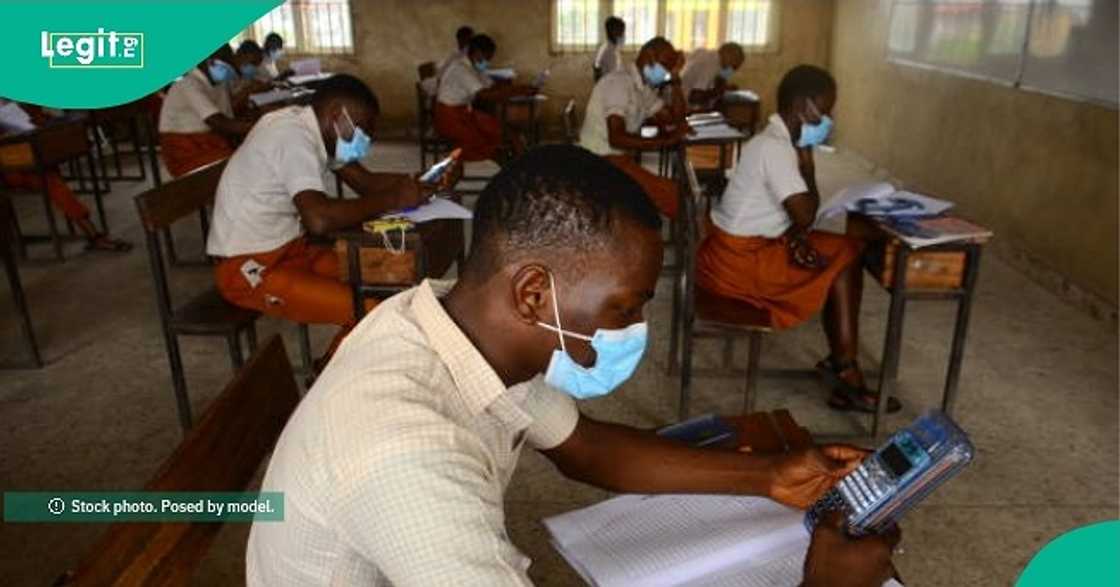 WASSCE student who bagged 5 A1s in different subjects gets D7 in English language. WASSCE student who bagged 5 A1s in different subjects gets D7 in English language.