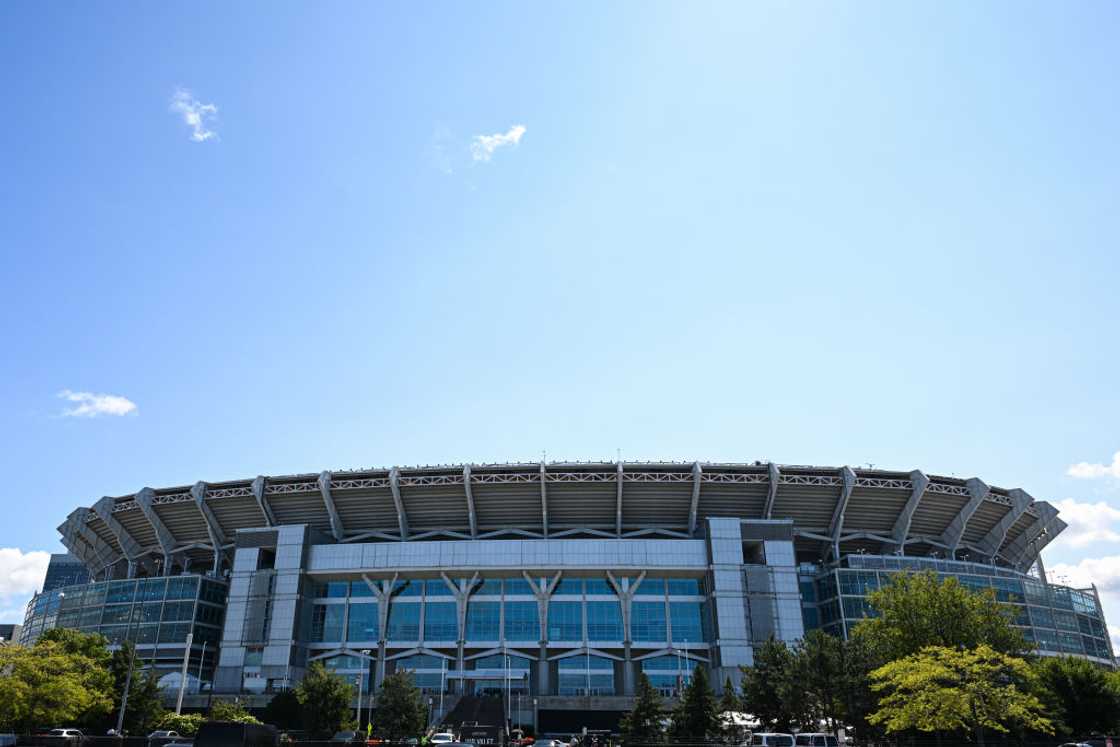 Side view of Huntington Bank Field