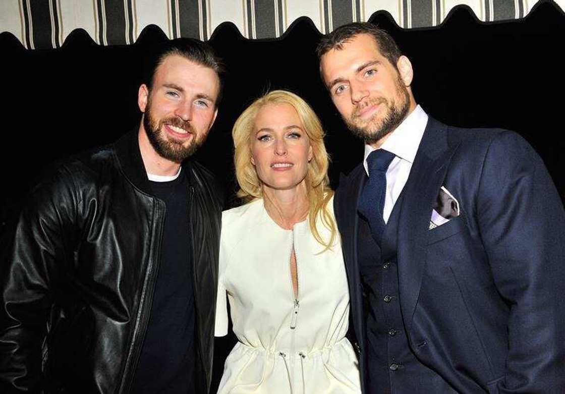 Henry Cavill height Henry Cavill height