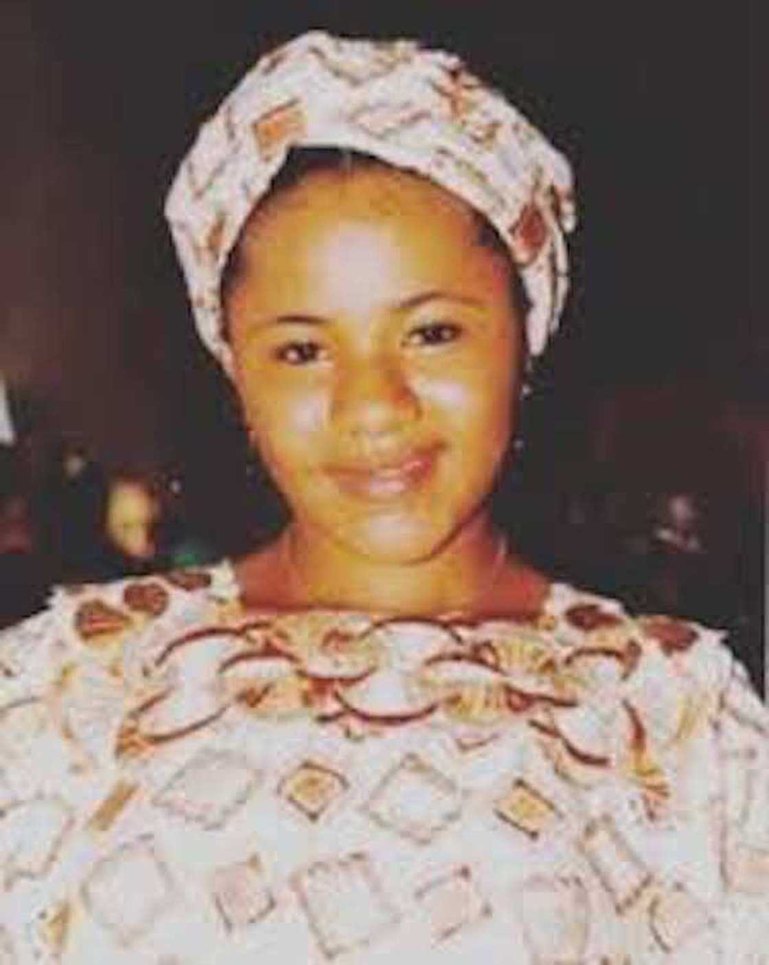 'Yan matan Kannywood 4 da suka rasu da kuruciyarsu (Hotuna) 'Yan matan Kannywood 4 da suka rasu da kuruciyarsu (Hotuna)