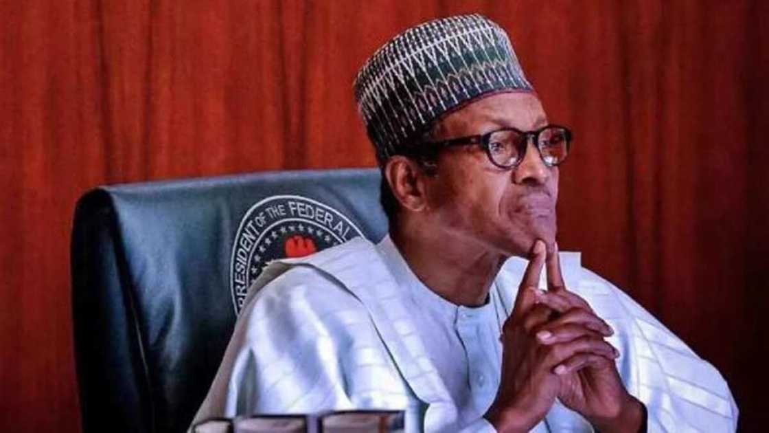 Rikicin APC babban kalubale ne ga ginin da ka fara - Lukman ga Buhari Rikicin APC babban kalubale ne ga ginin da ka fara - Lukman ga Buhari