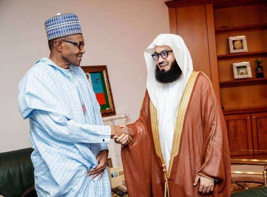 Minista yayi wa Tsohon Sanatan Kaduna raddi bayan ya soki Gwamnatin Buhari Minista yayi wa Tsohon Sanatan Kaduna raddi bayan ya soki Gwamnatin Buhari