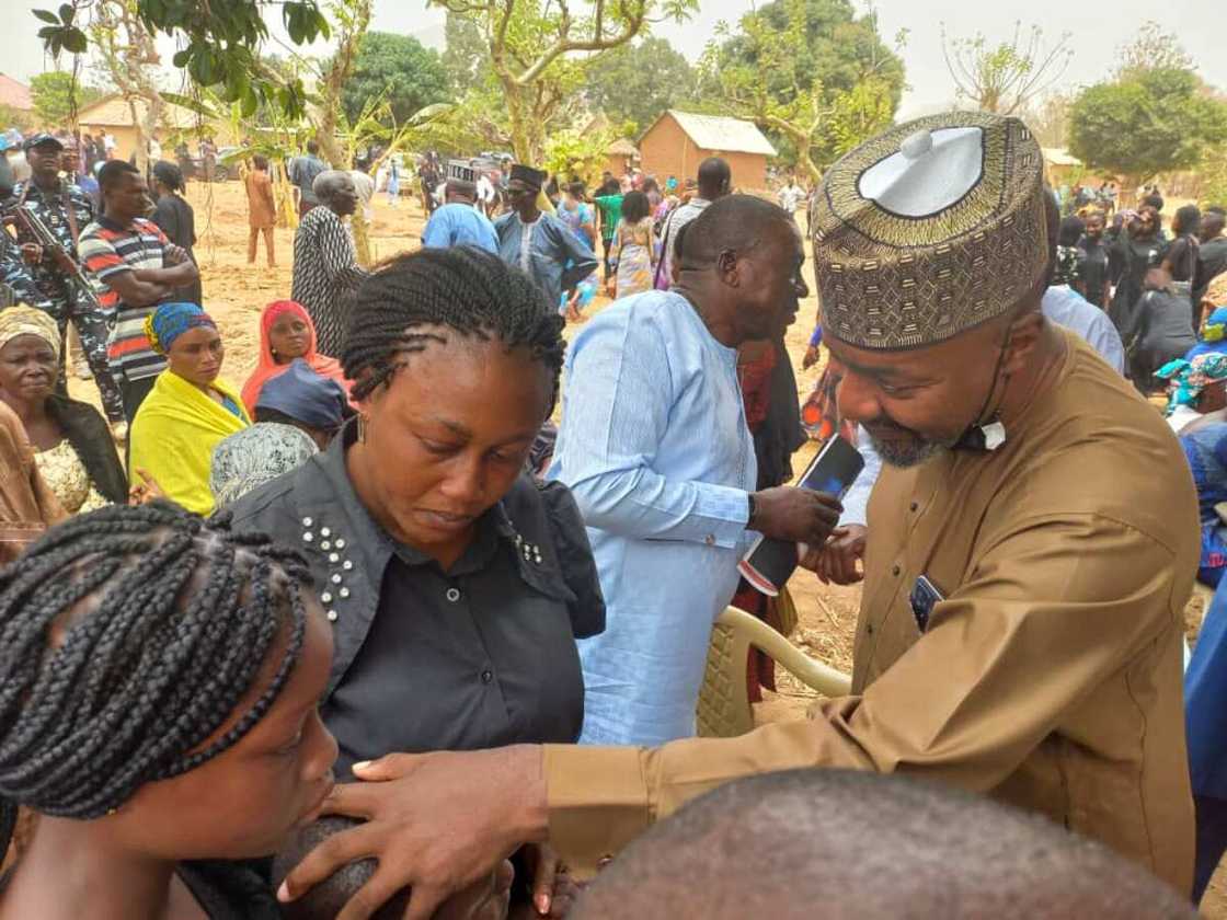 NFF President, Amaju Pinnick, Attend Funeral Mass for Former Super Eagles Midfielder